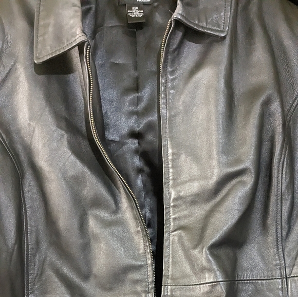 Leather Jacket - Picture 2 of 7